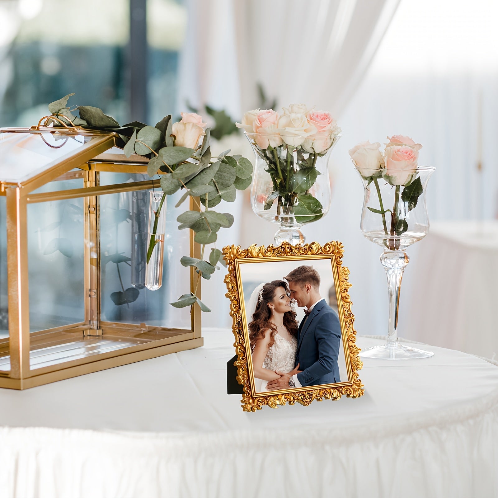 Set of 2 vintage-Style Photo Frames in Golden, Made of Ornate Resin with Acrylic Fronts, Suitable for Wall Mounting Or Tabletop Display, Ideal for Home Decoration (8 X 10 Inches, Vintage Design)