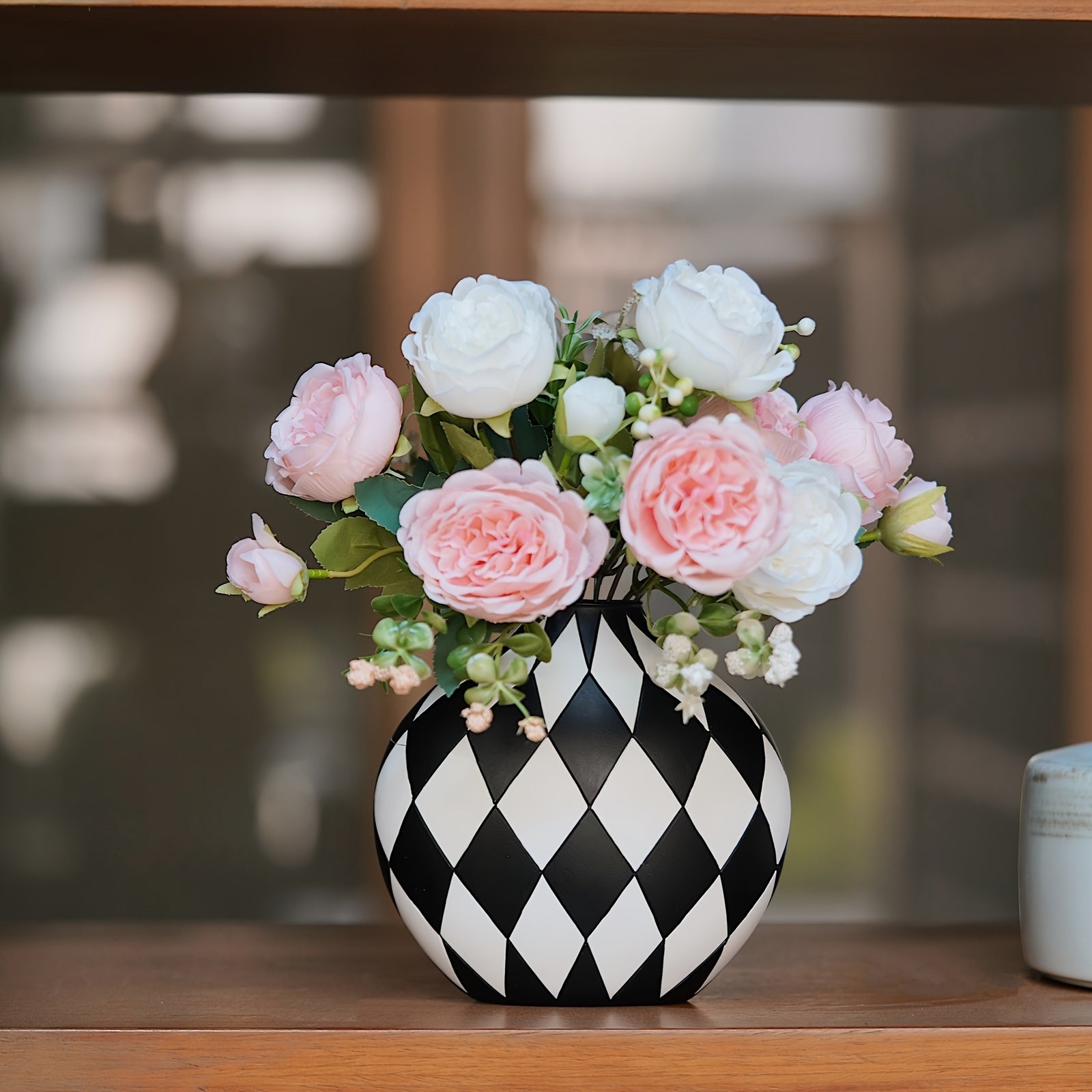 Modern Checker Vase for Home Decor, Aesthetic Decoration for Livng Room, Bedroom, Kitchen, Minimalism Abstract Flower Vase